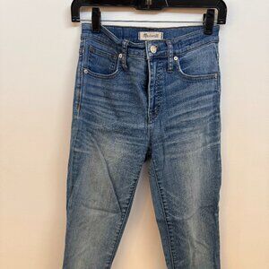 10" High-Rise Skinny Jeans in Hayes Wash
